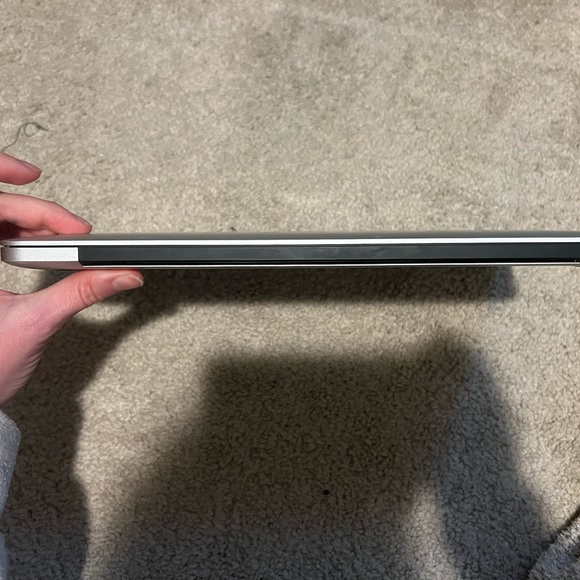 Apple MacBook Pro 13" RETINA Model A-1502 Laptop • For Parts Only - Picture 6 of 16